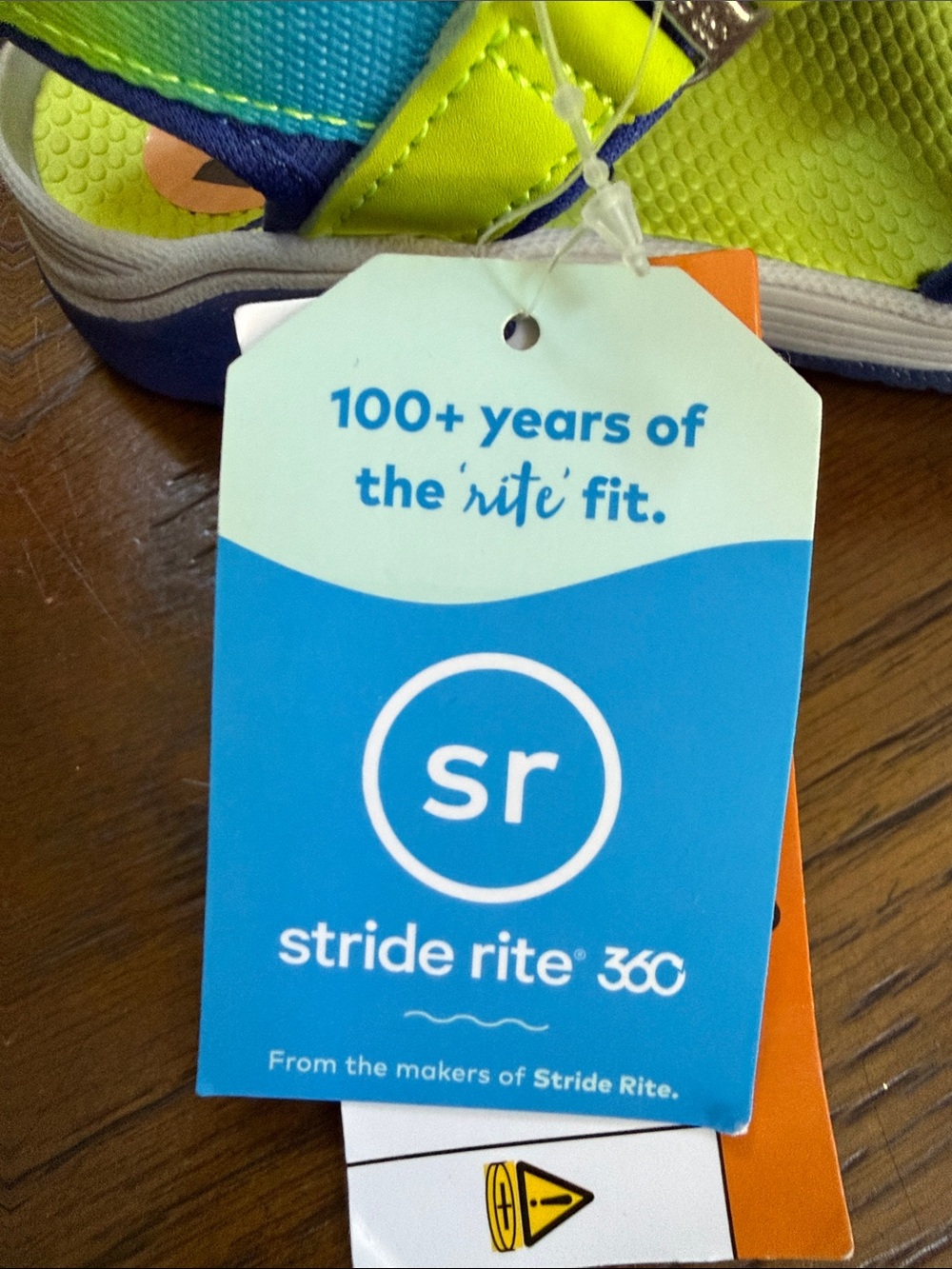 Stride Rite Asher Boys Neon Yellow & Blue Sandals. Water friendly. Size 7. - Picture 12 of 13